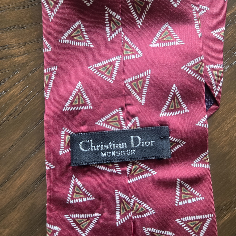 Dior Red Triangle Pattern Tie - Picture 2 of 2